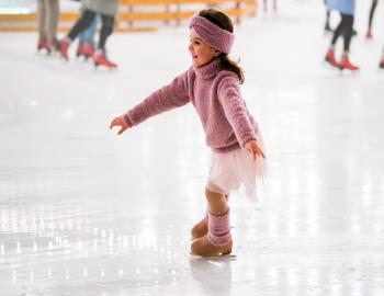 ice skating at baytowne wharf